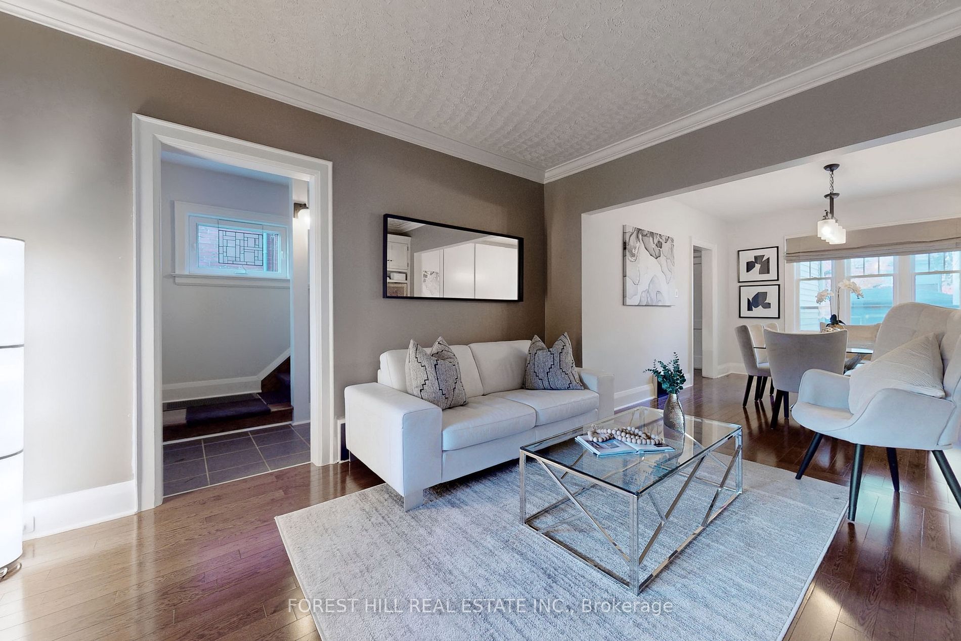 92 Bowood Ave