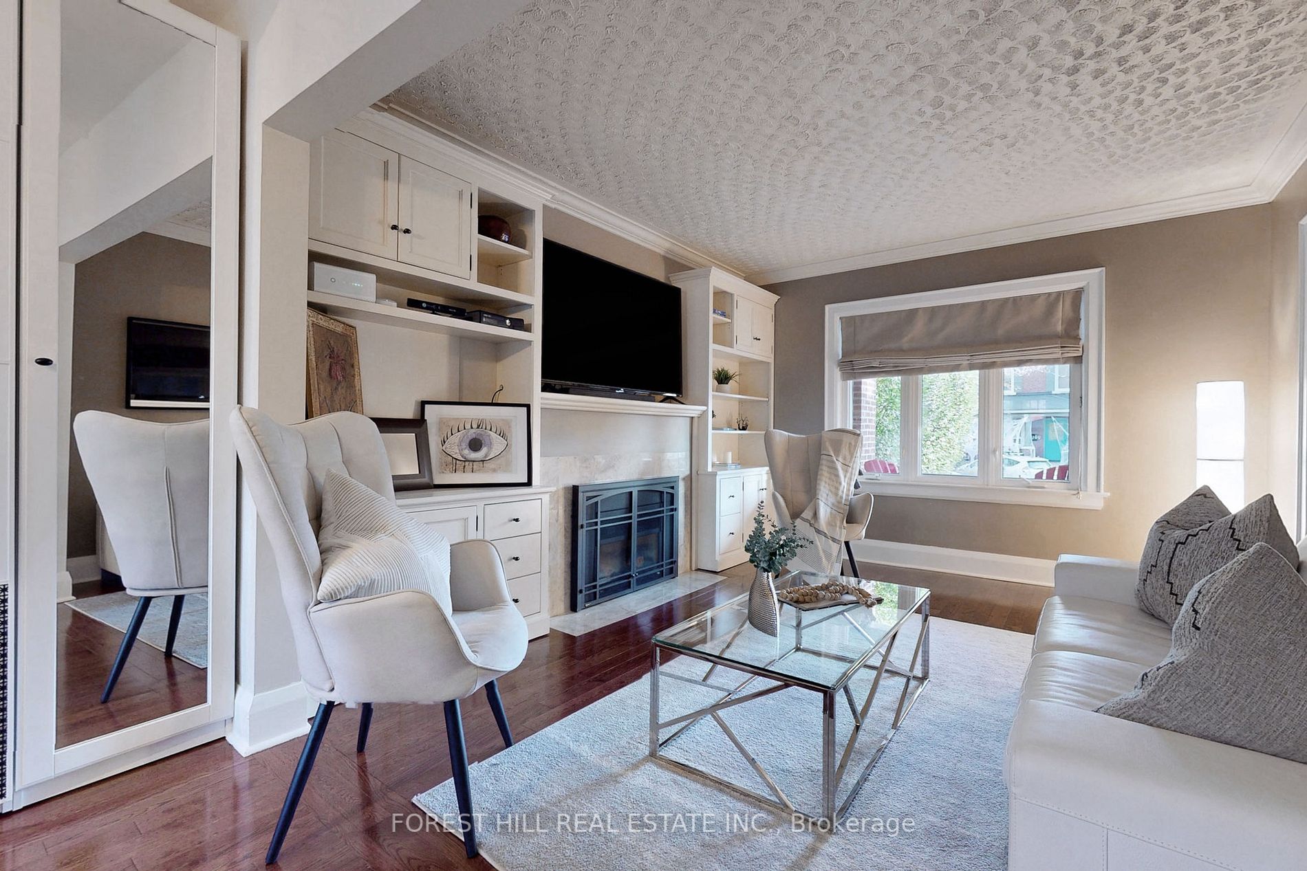 92 Bowood Ave