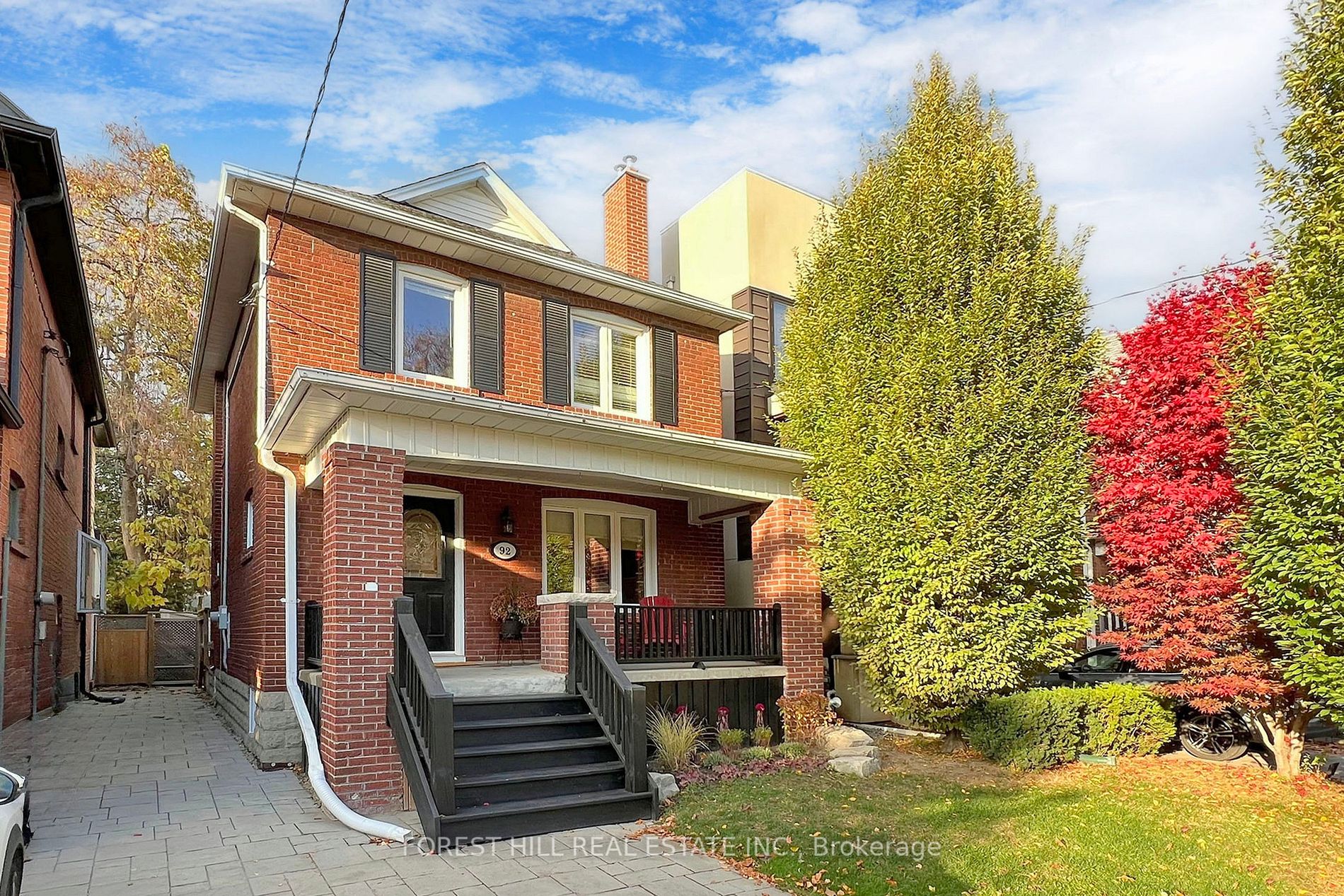 92 Bowood Ave