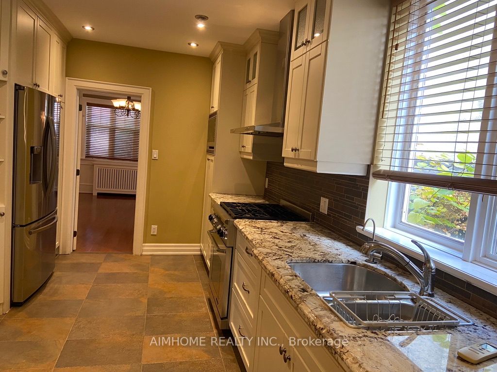 69 St Leonards Ave