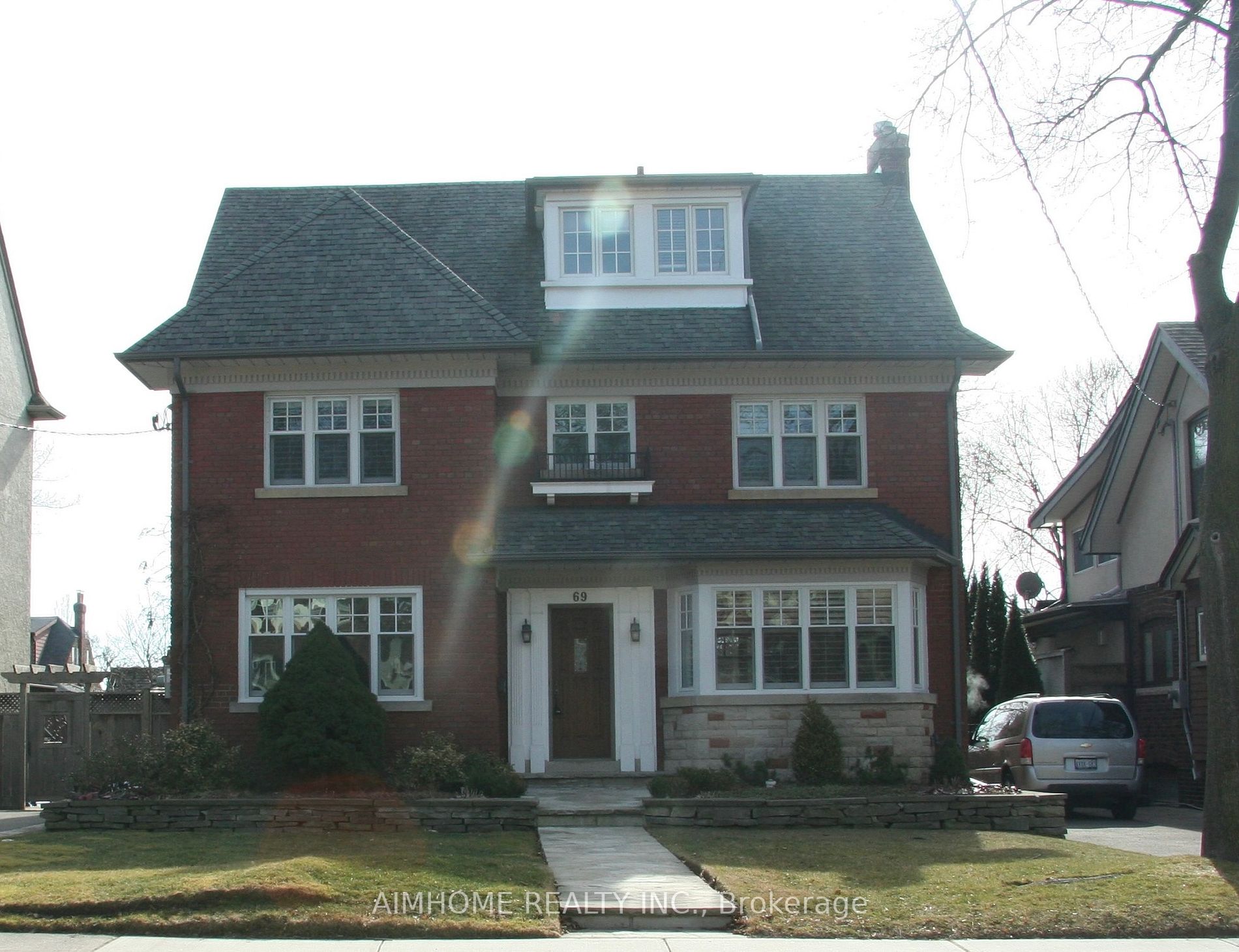 69 St Leonards Ave