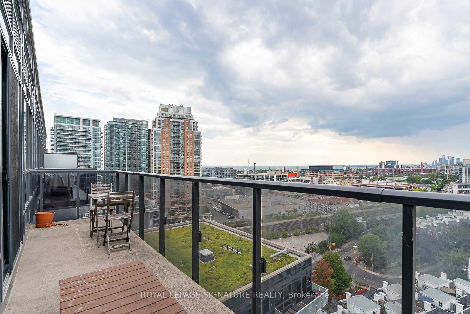1030 King St W, #Ph23