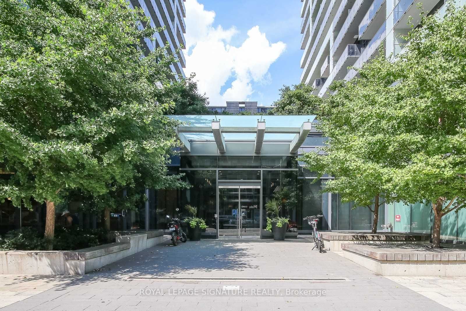 1030 King St W, #Ph23