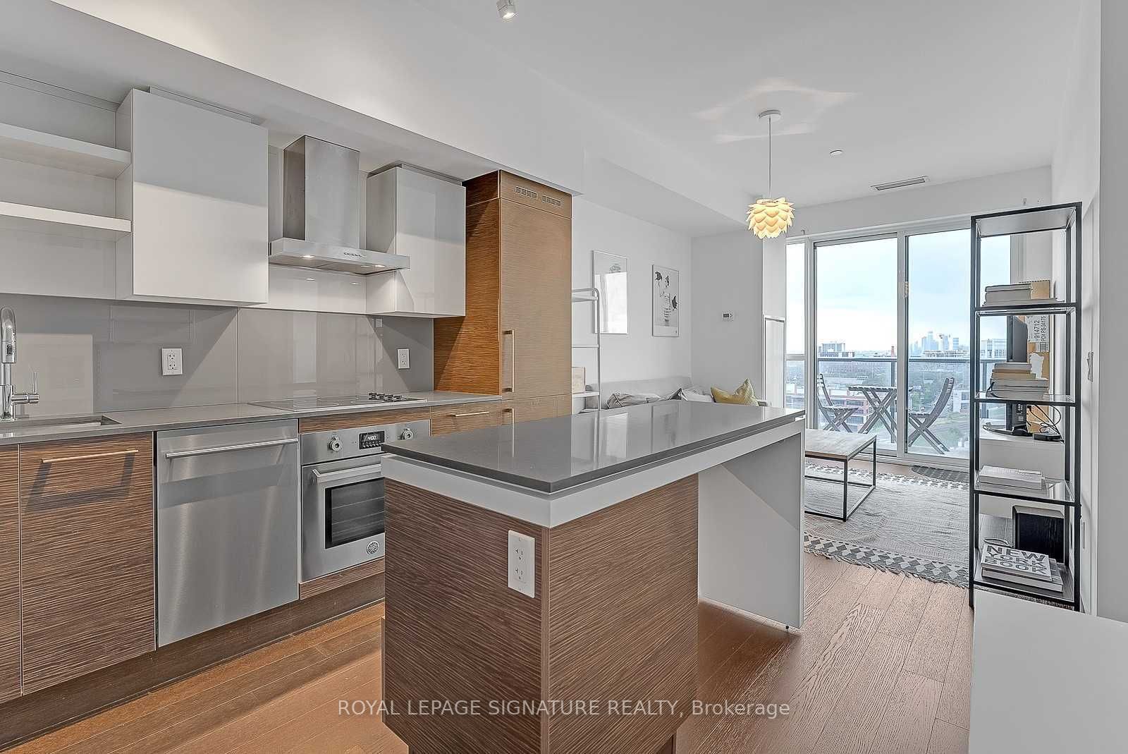 1030 King St W, #Ph23