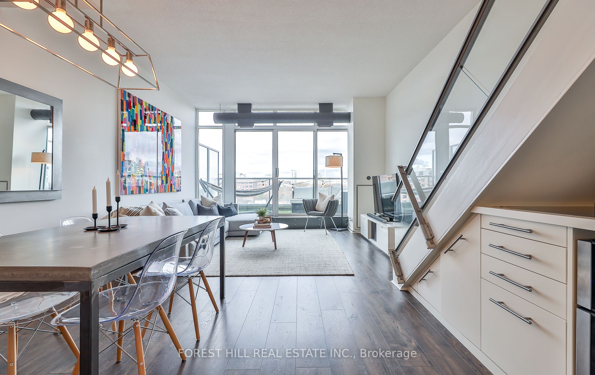 388 Richmond St W, #724