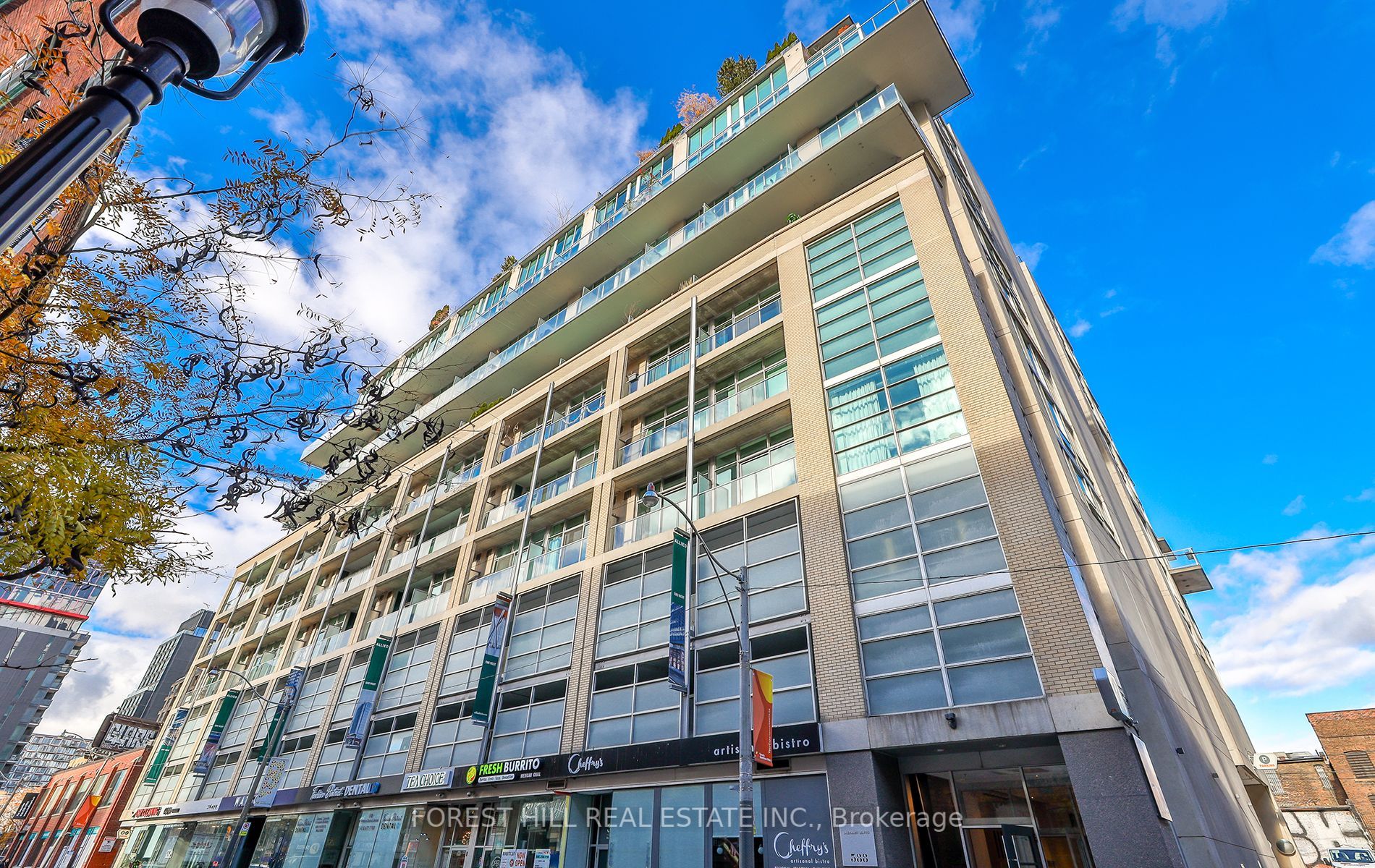 388 Richmond St W, #724