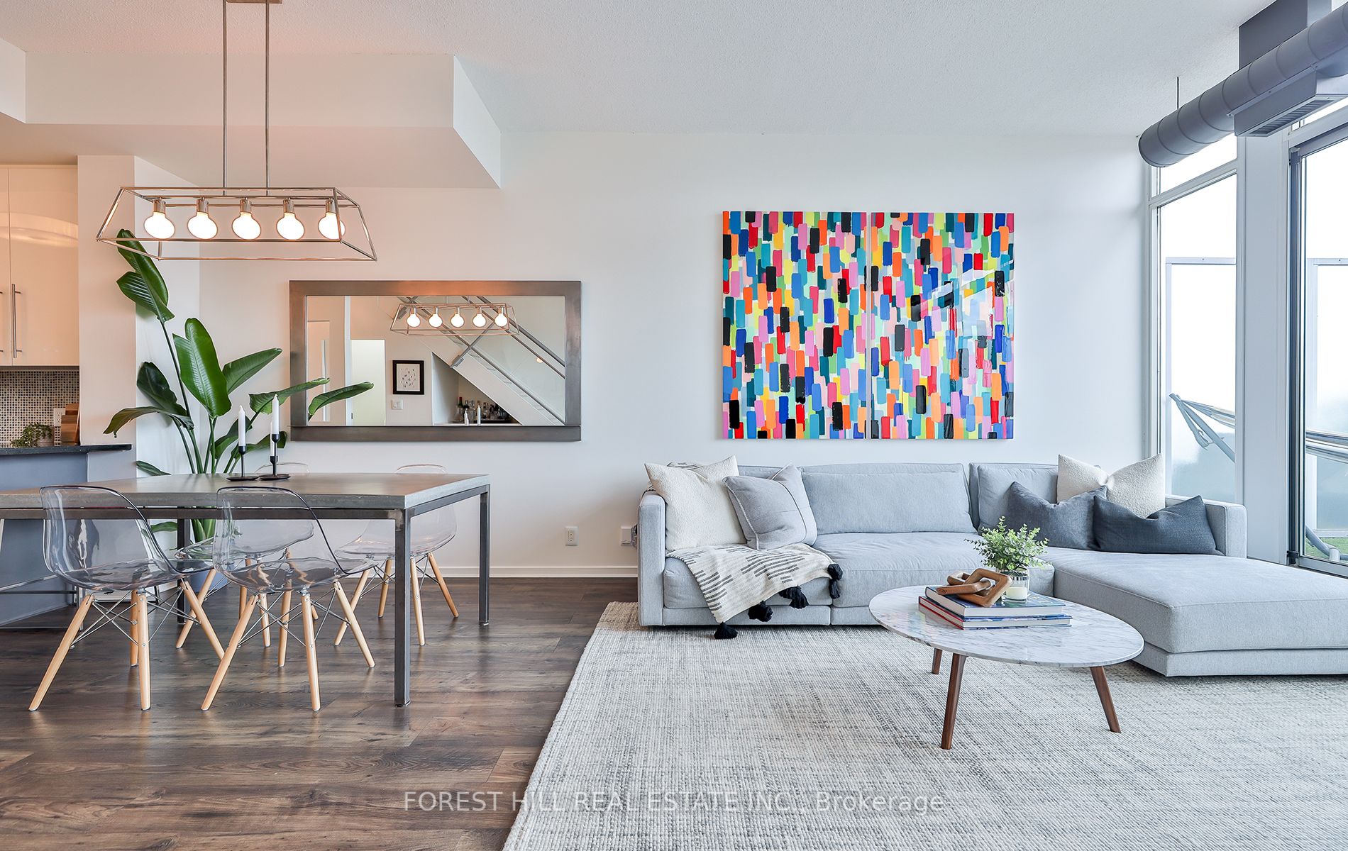 388 Richmond St W, #724