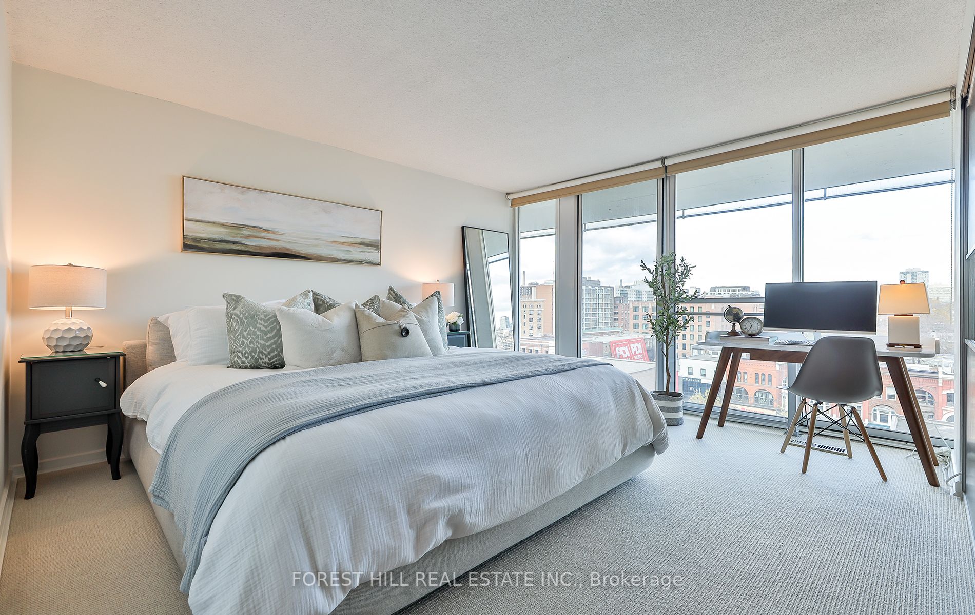 388 Richmond St W, #724