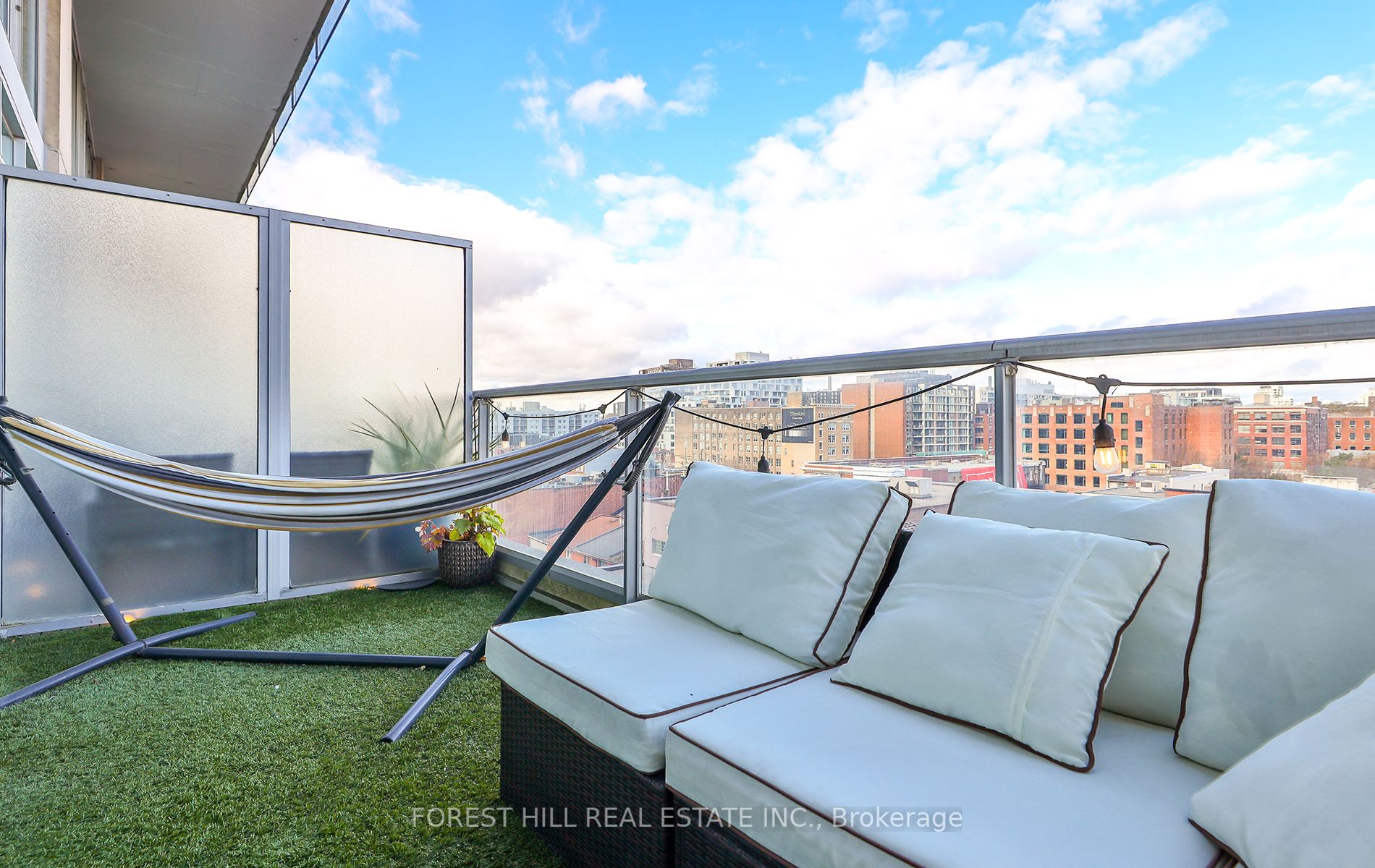 388 Richmond St W, #724