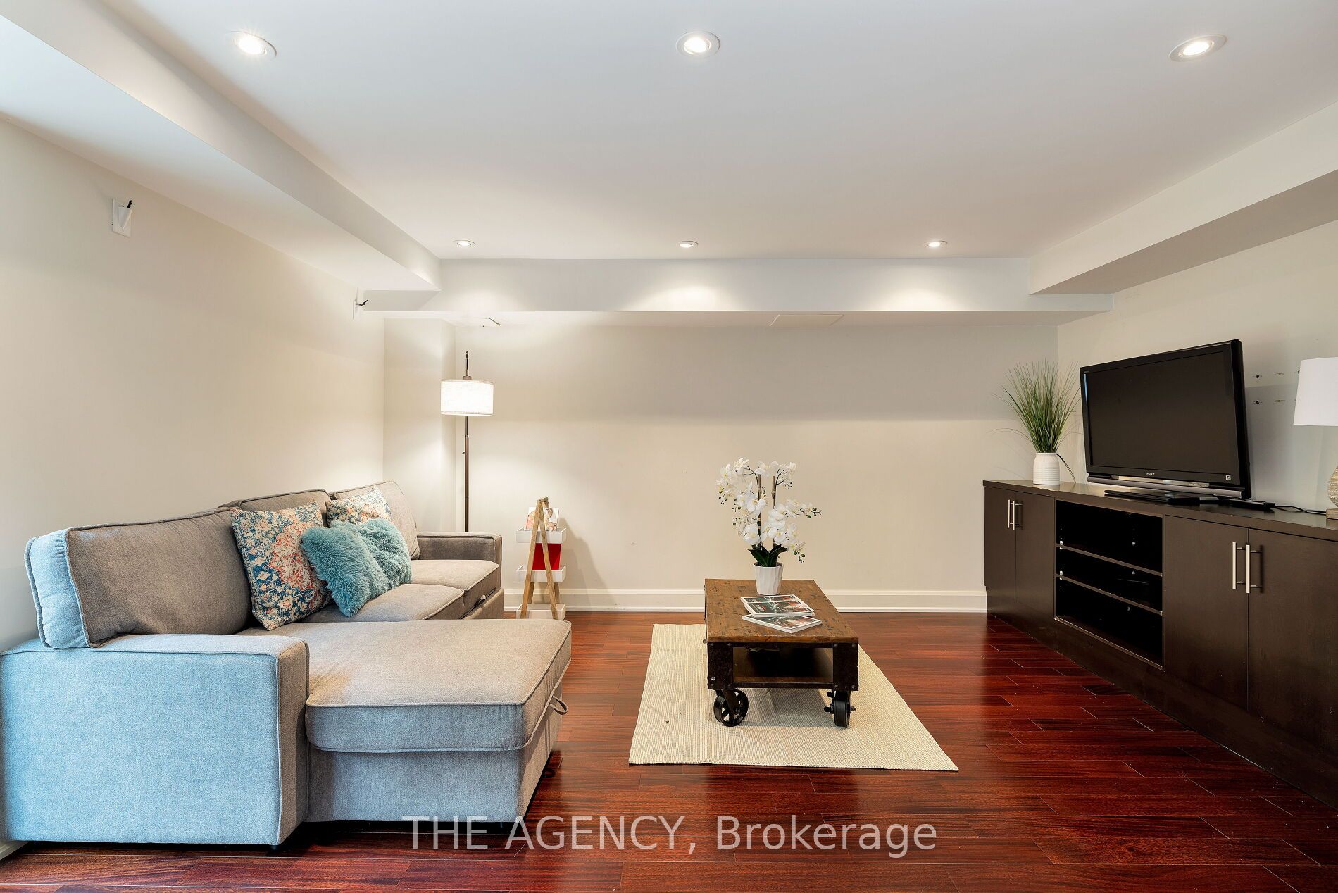 313 Glen Rd