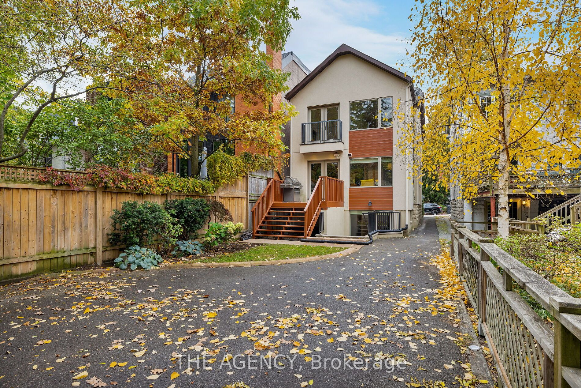 313 Glen Rd