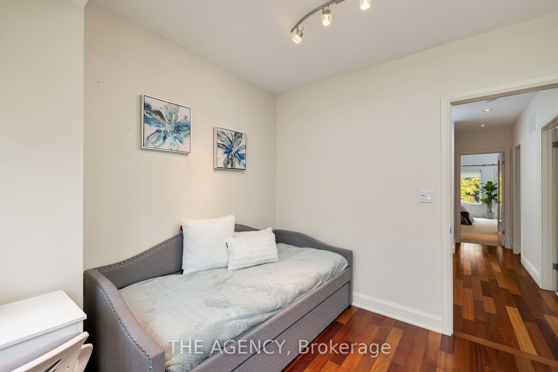 313 Glen Rd