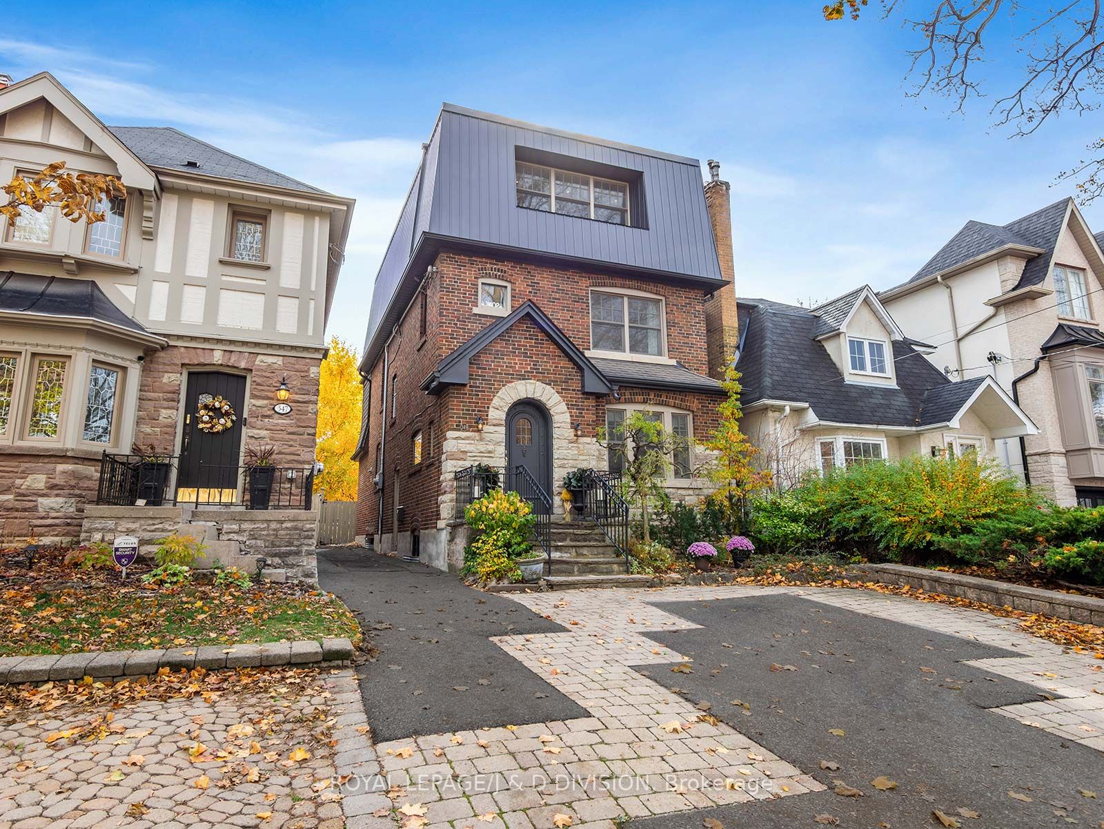 349 Castlefield Avenue