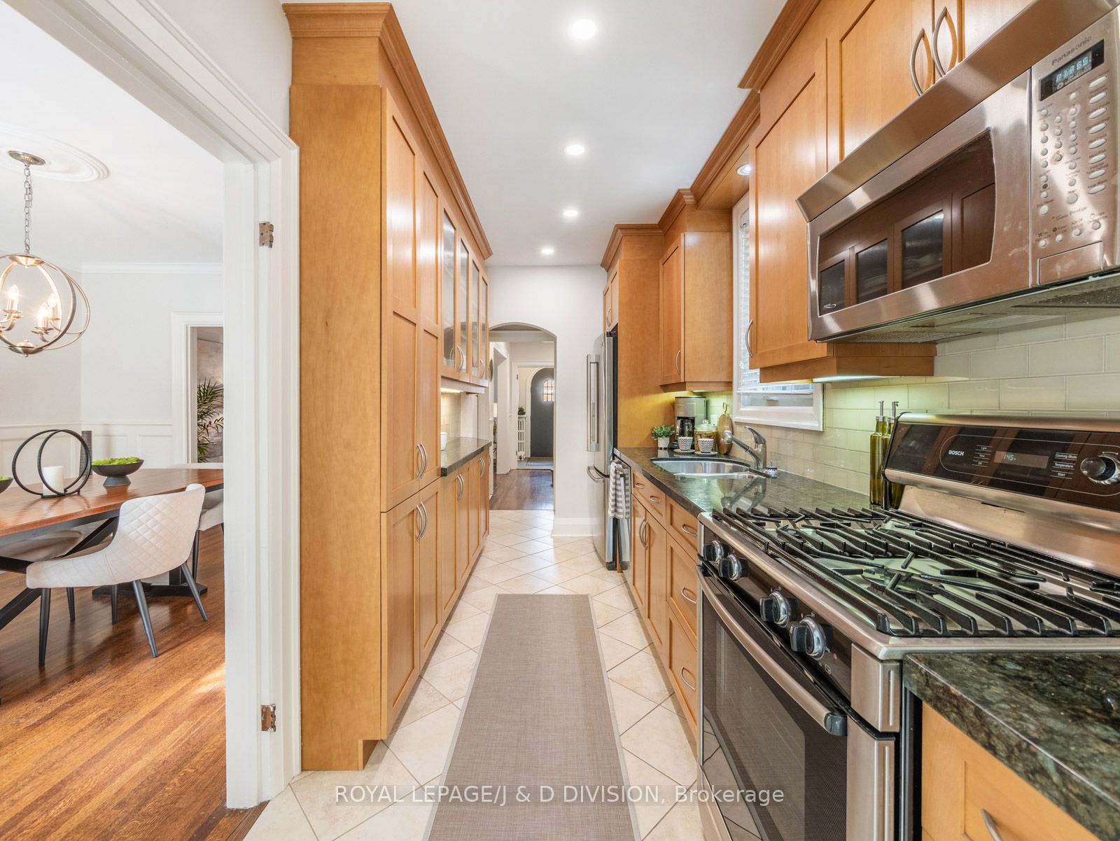 349 Castlefield Avenue