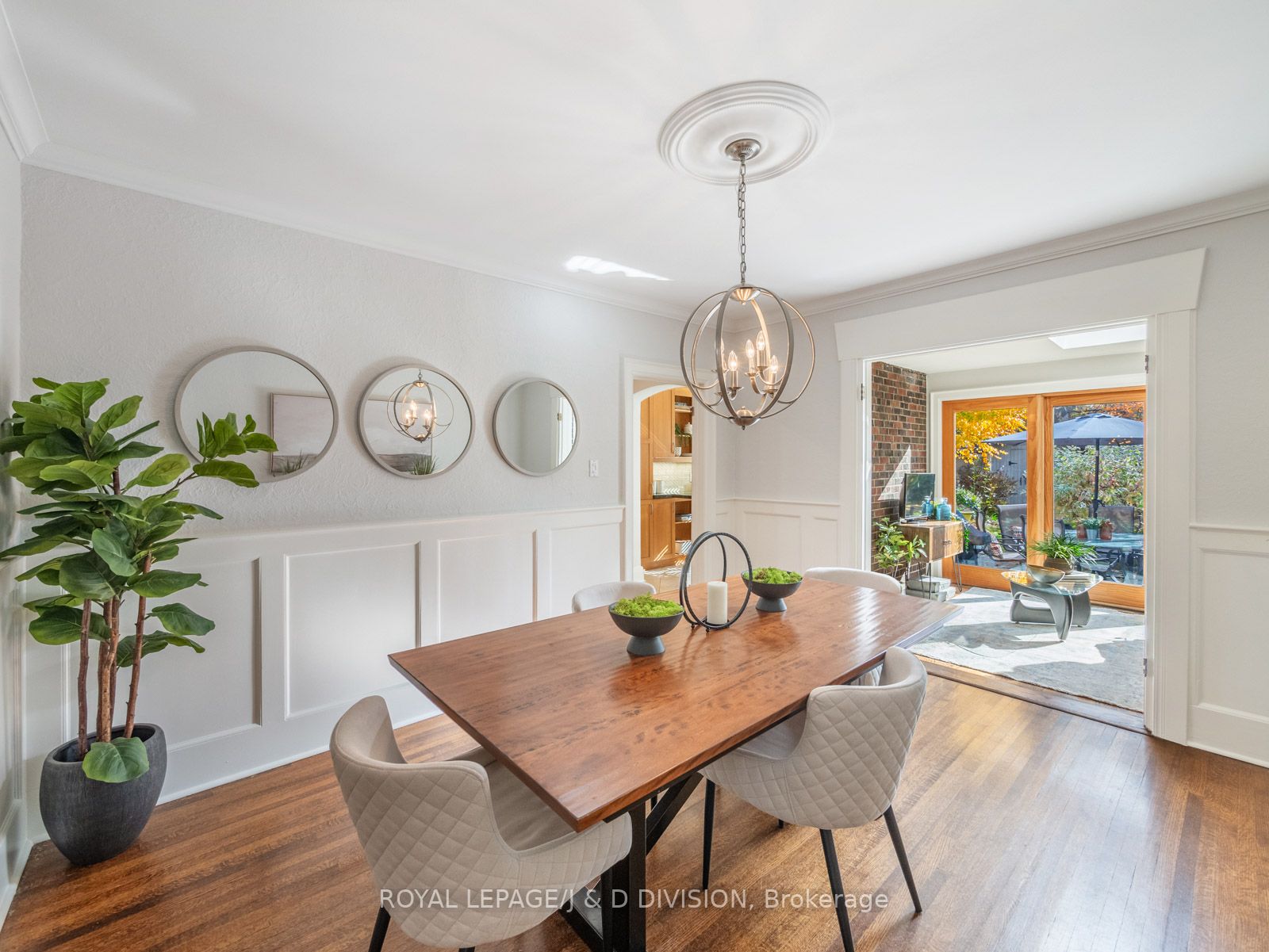 349 Castlefield Avenue
