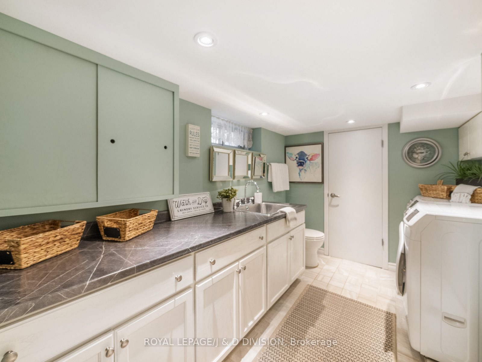 349 Castlefield Avenue