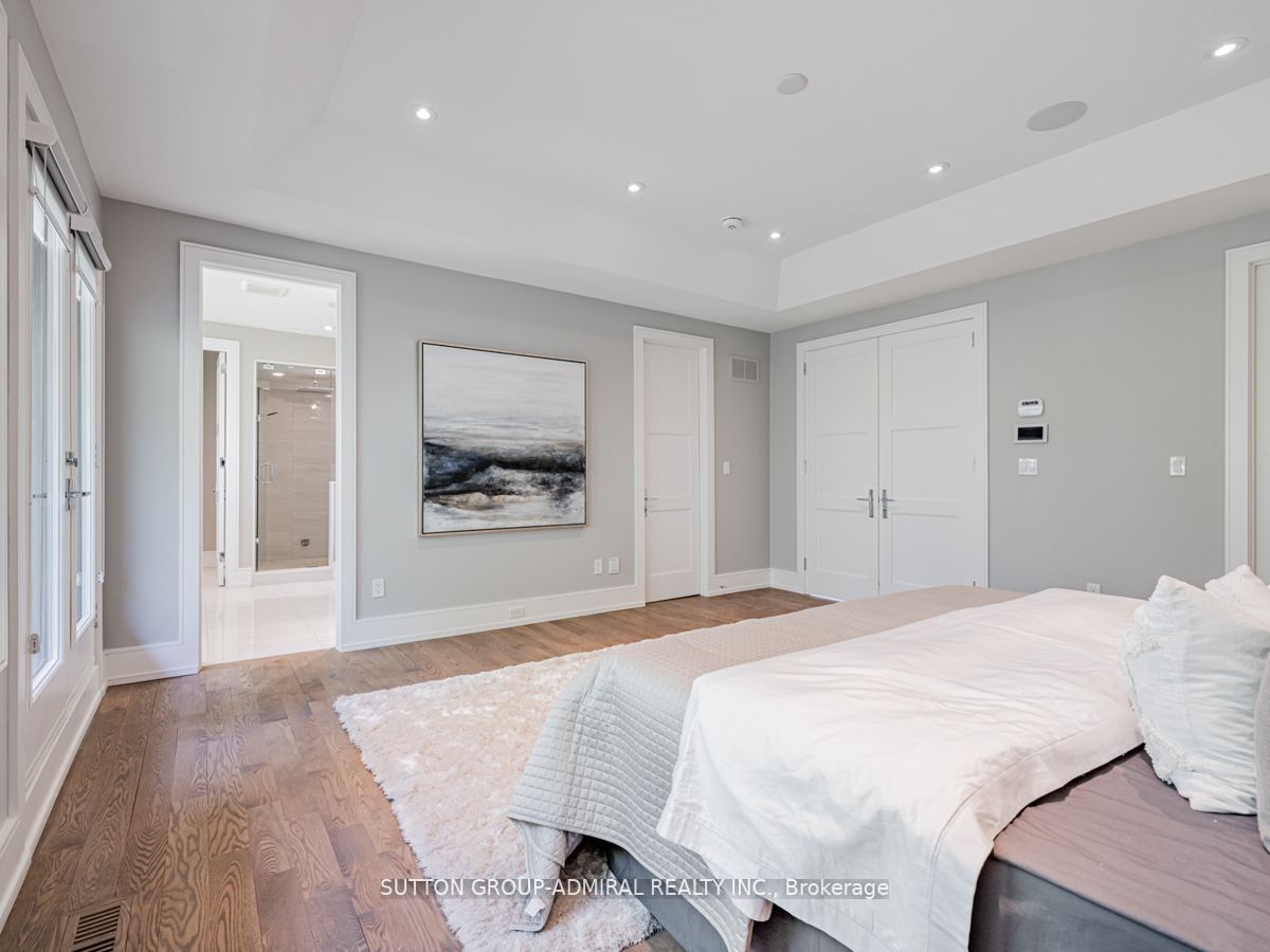 476 Deloraine Ave