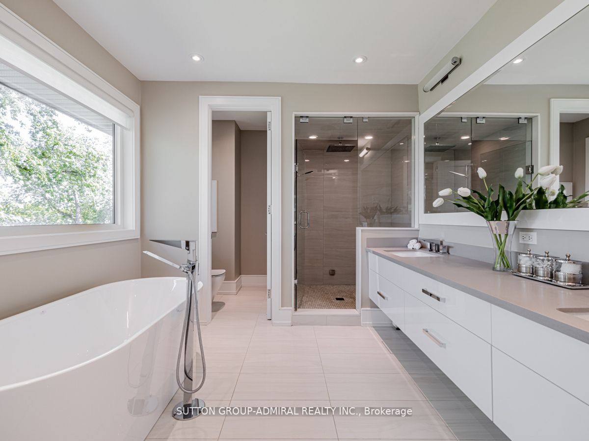476 Deloraine Ave