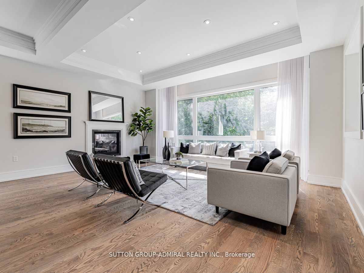 476 Deloraine Ave