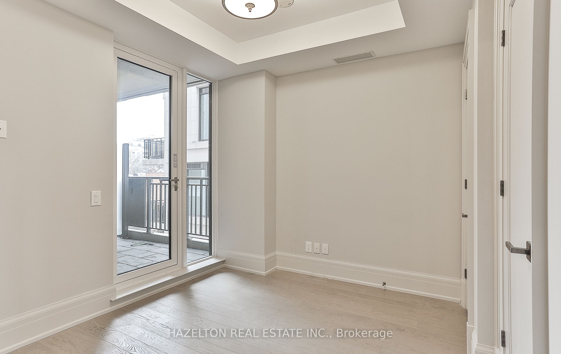 181 Davenport Rd, #302