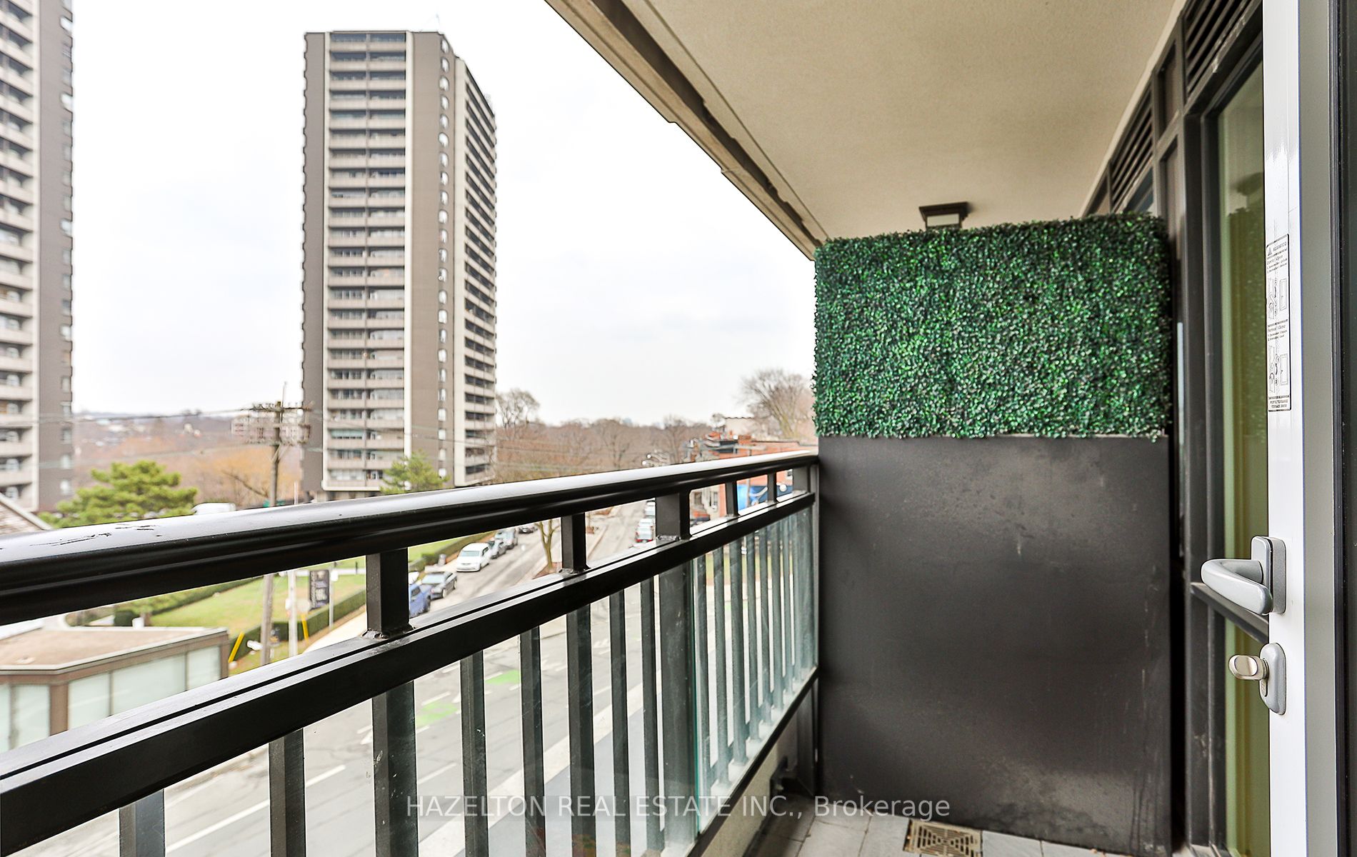 181 Davenport Rd, #302