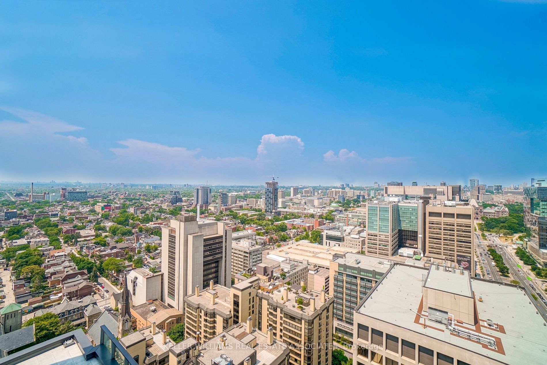 488 University Ave, #2302