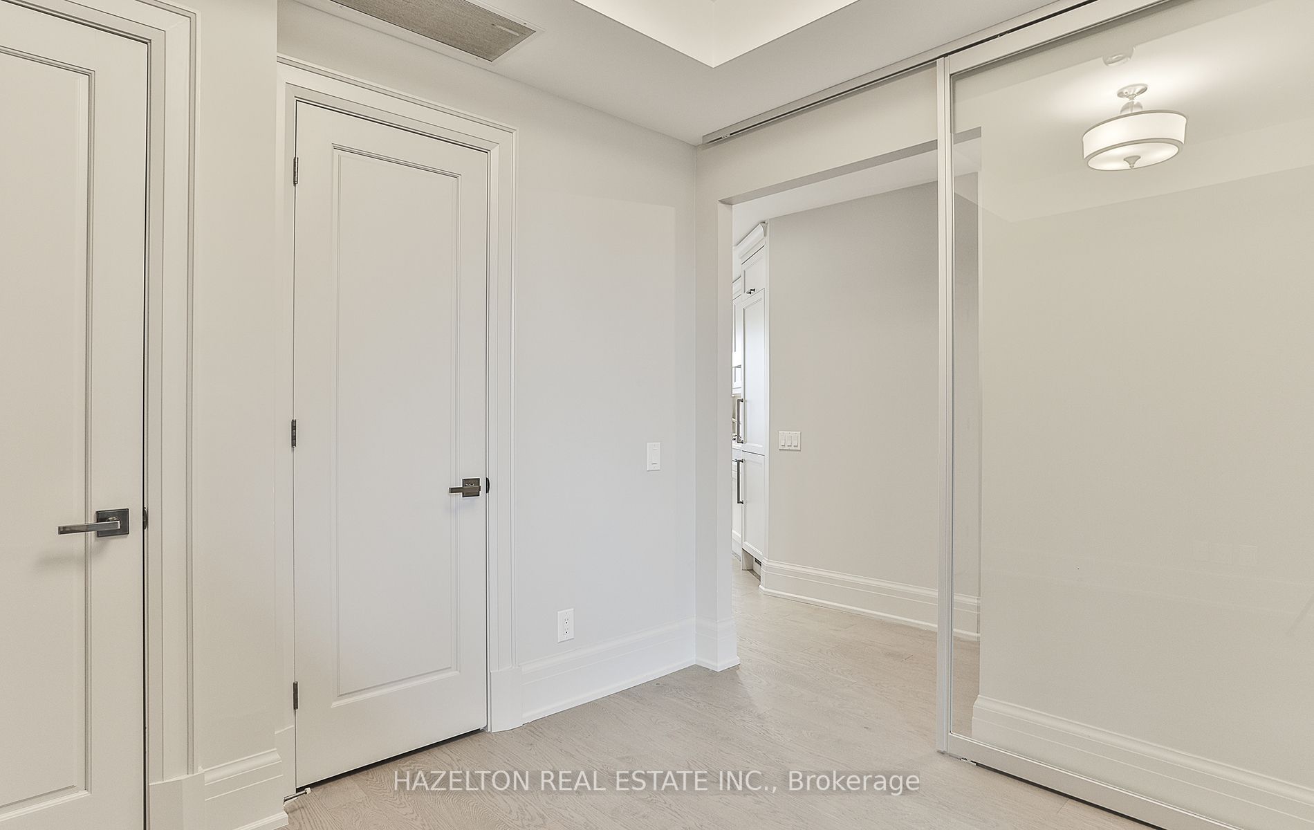 181 Davenport Rd, #302
