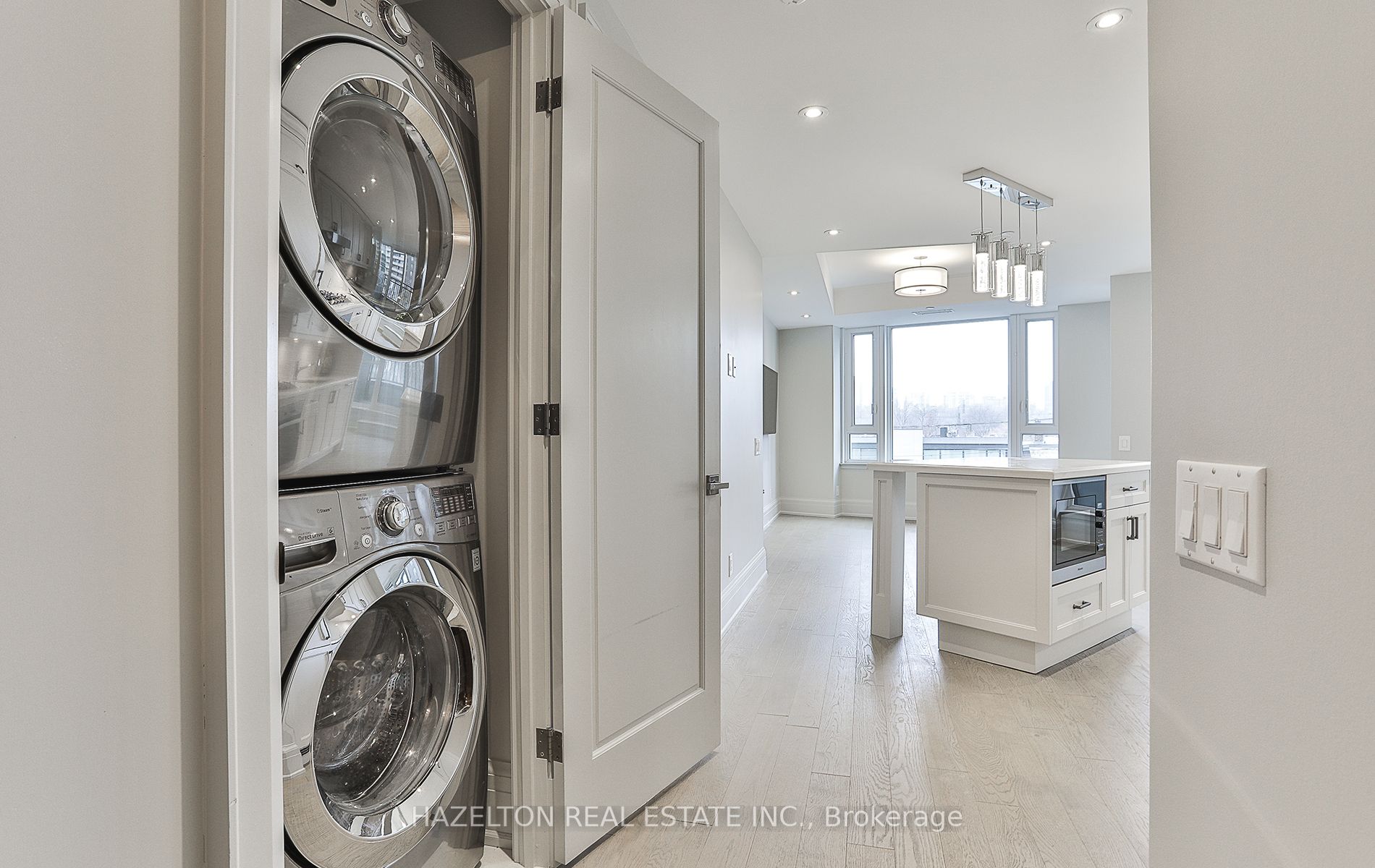181 Davenport Rd, #302