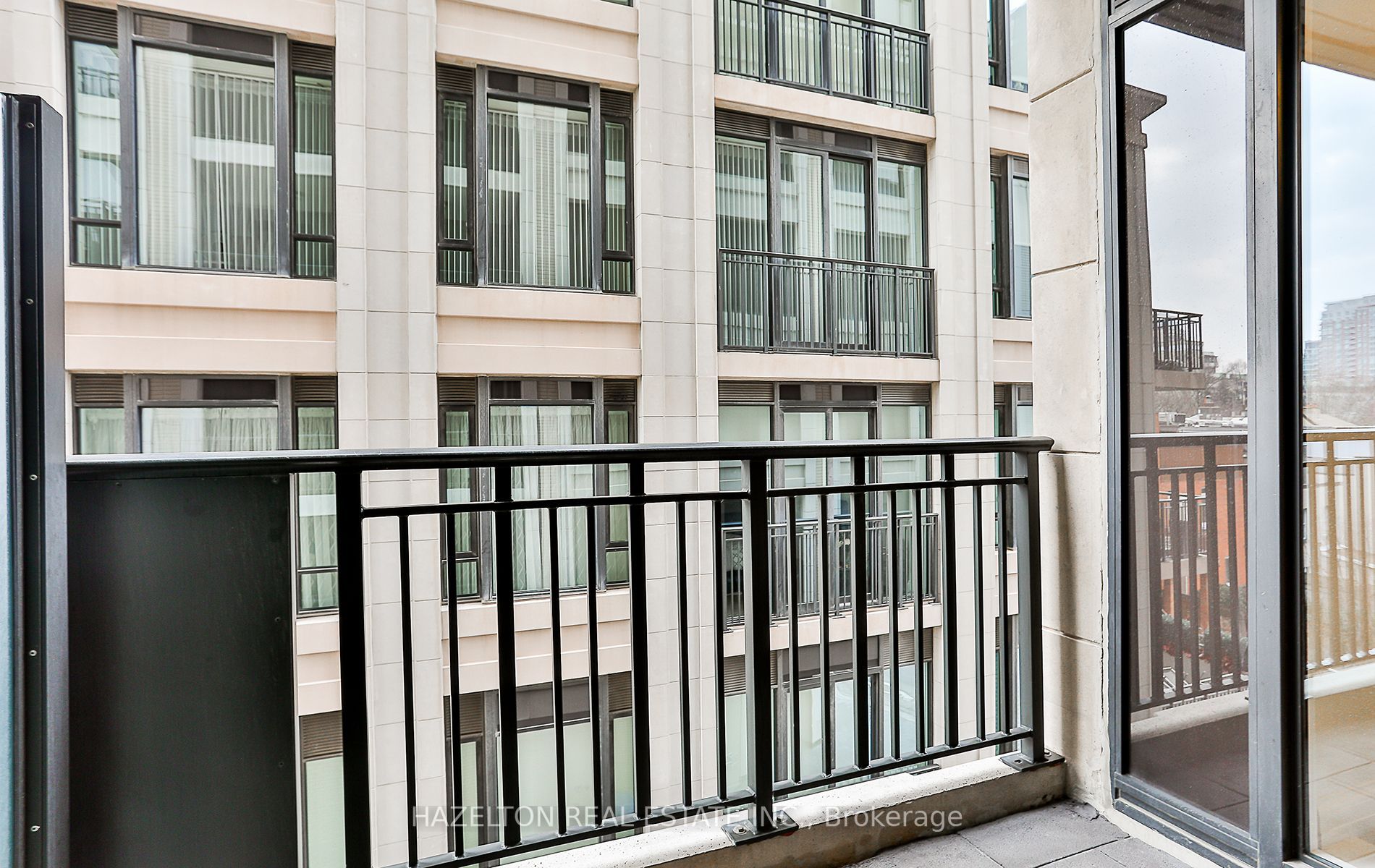 181 Davenport Rd, #302