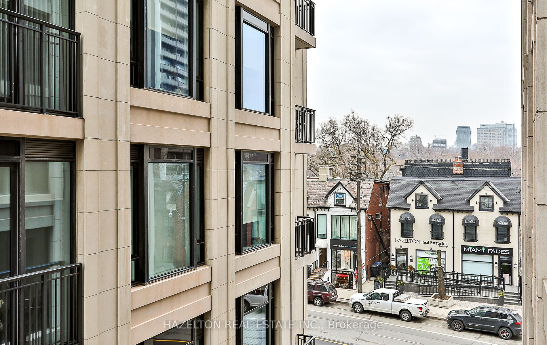181 Davenport Rd, #302