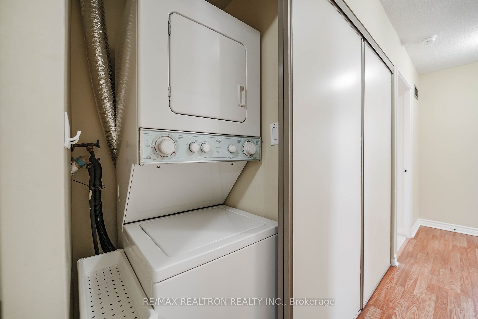 30 Greenfield Avenue #1211