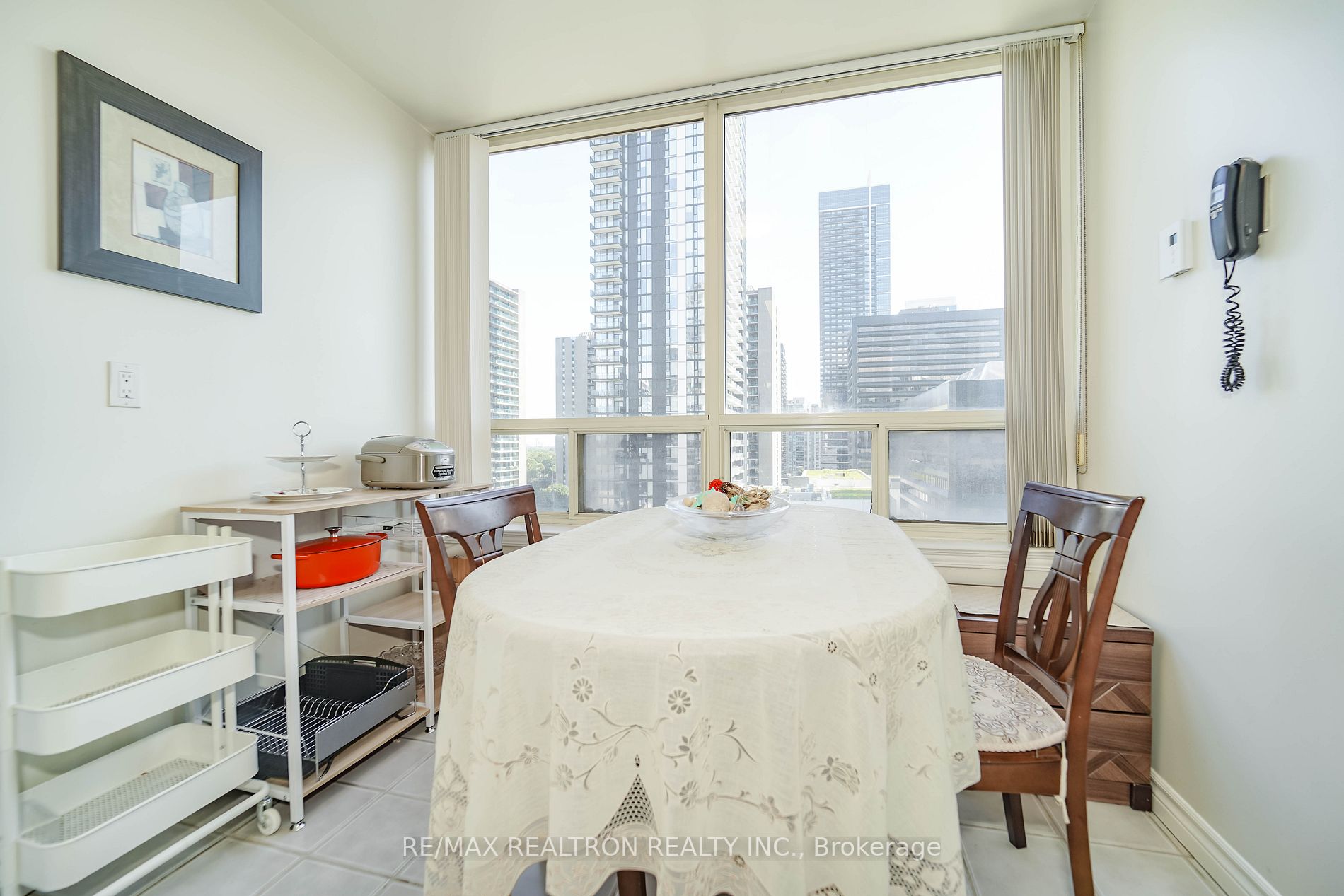 30 Greenfield Avenue #1211
