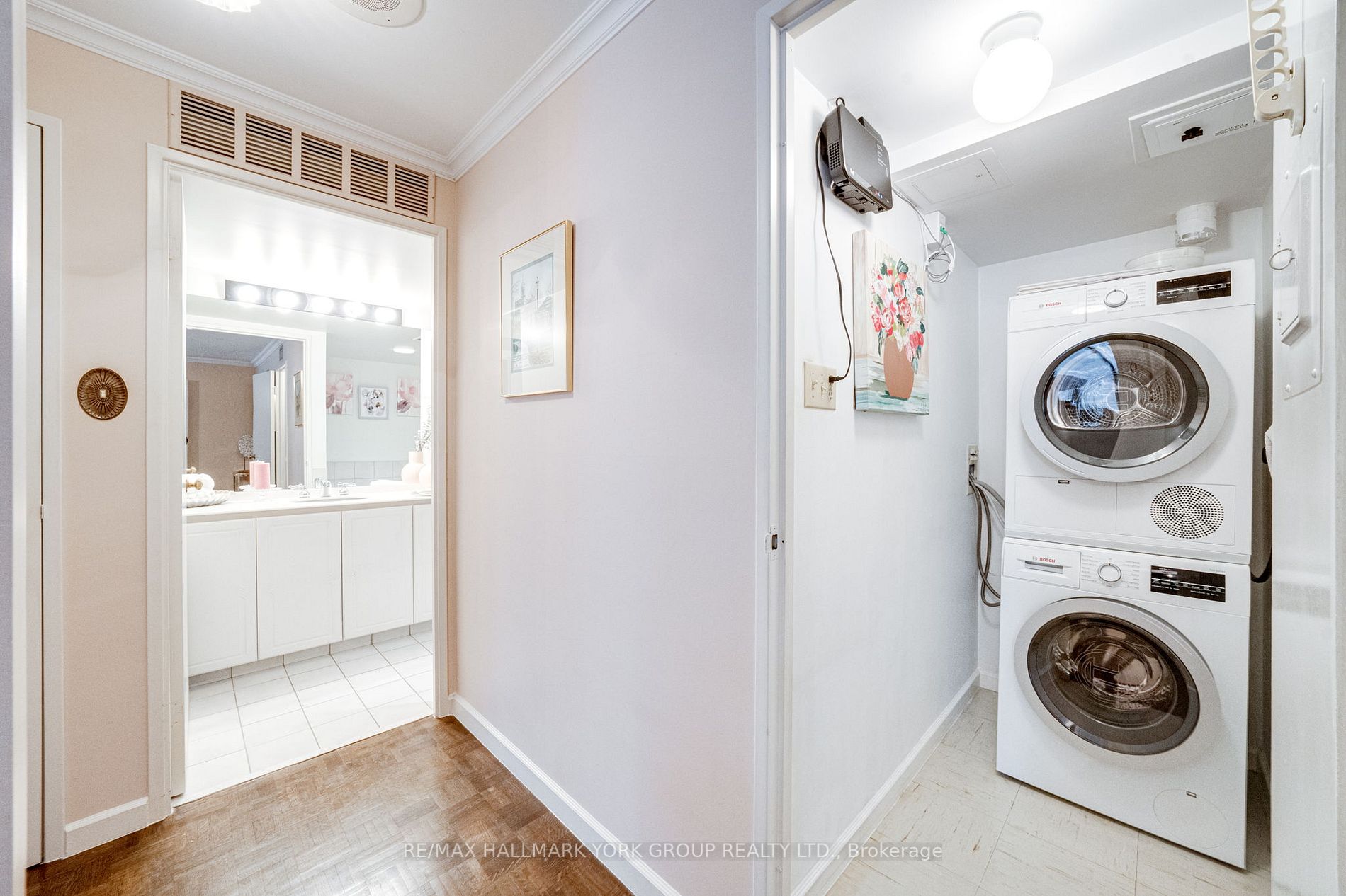 80 Front St E, #310