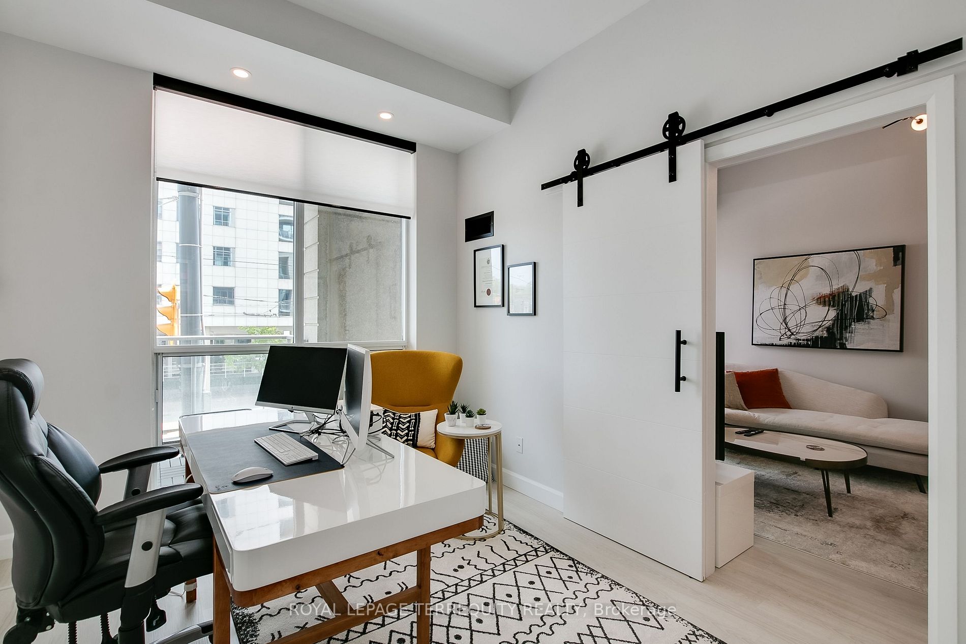 410 Queens Quay W, #216