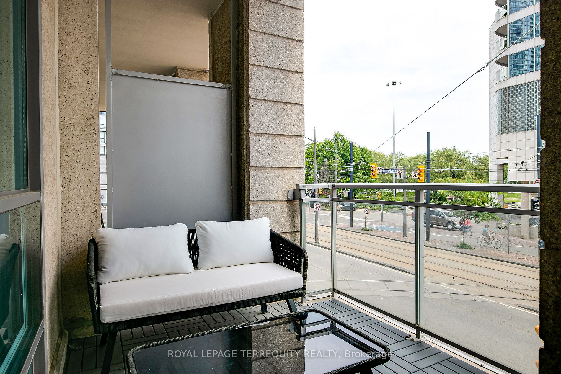410 Queens Quay W, #216