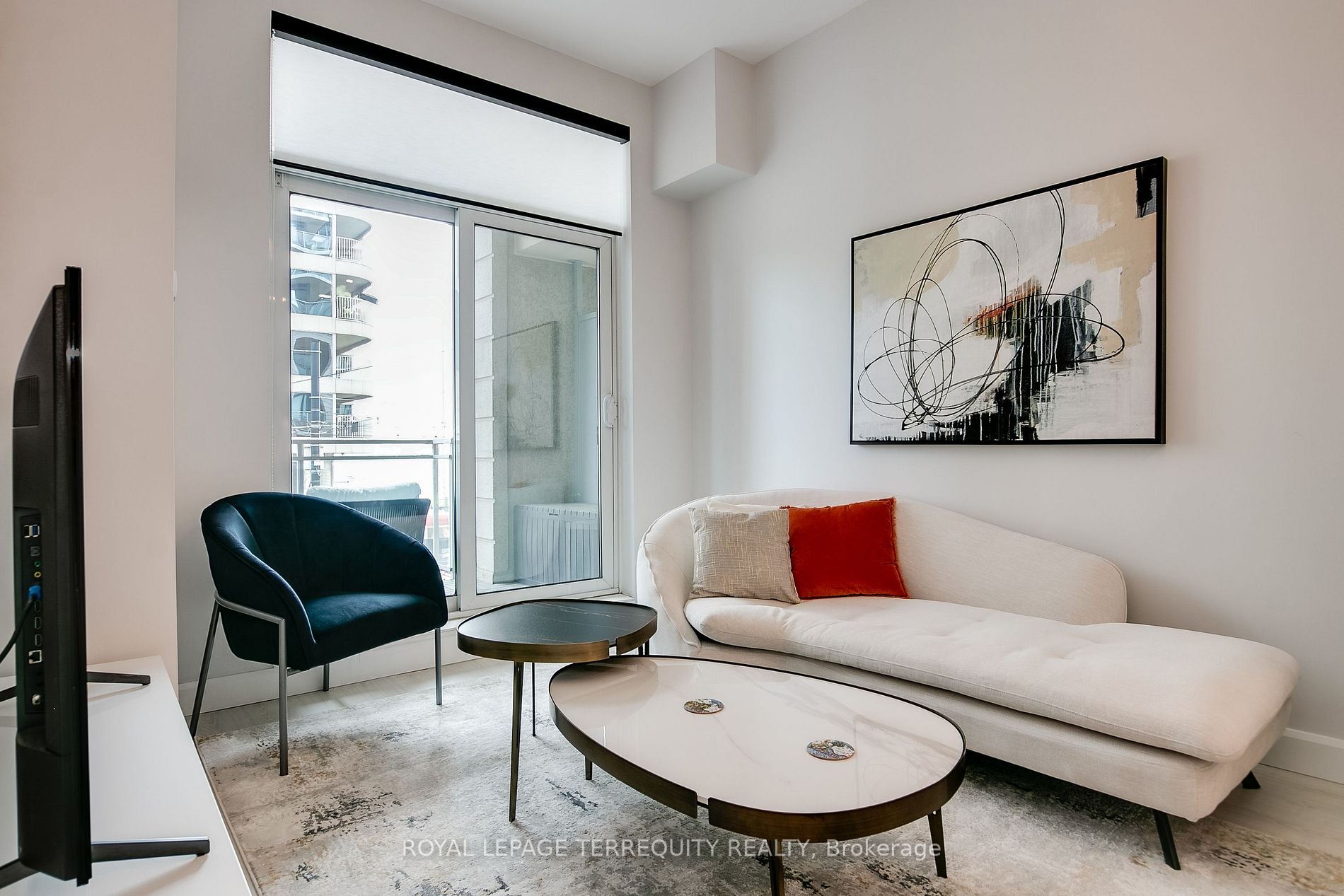 410 Queens Quay W, #216
