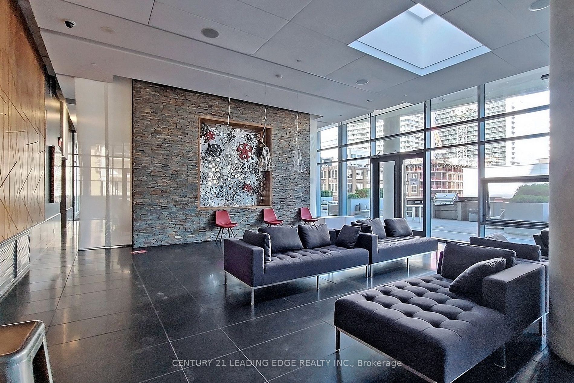 21 Widmer St, #1702