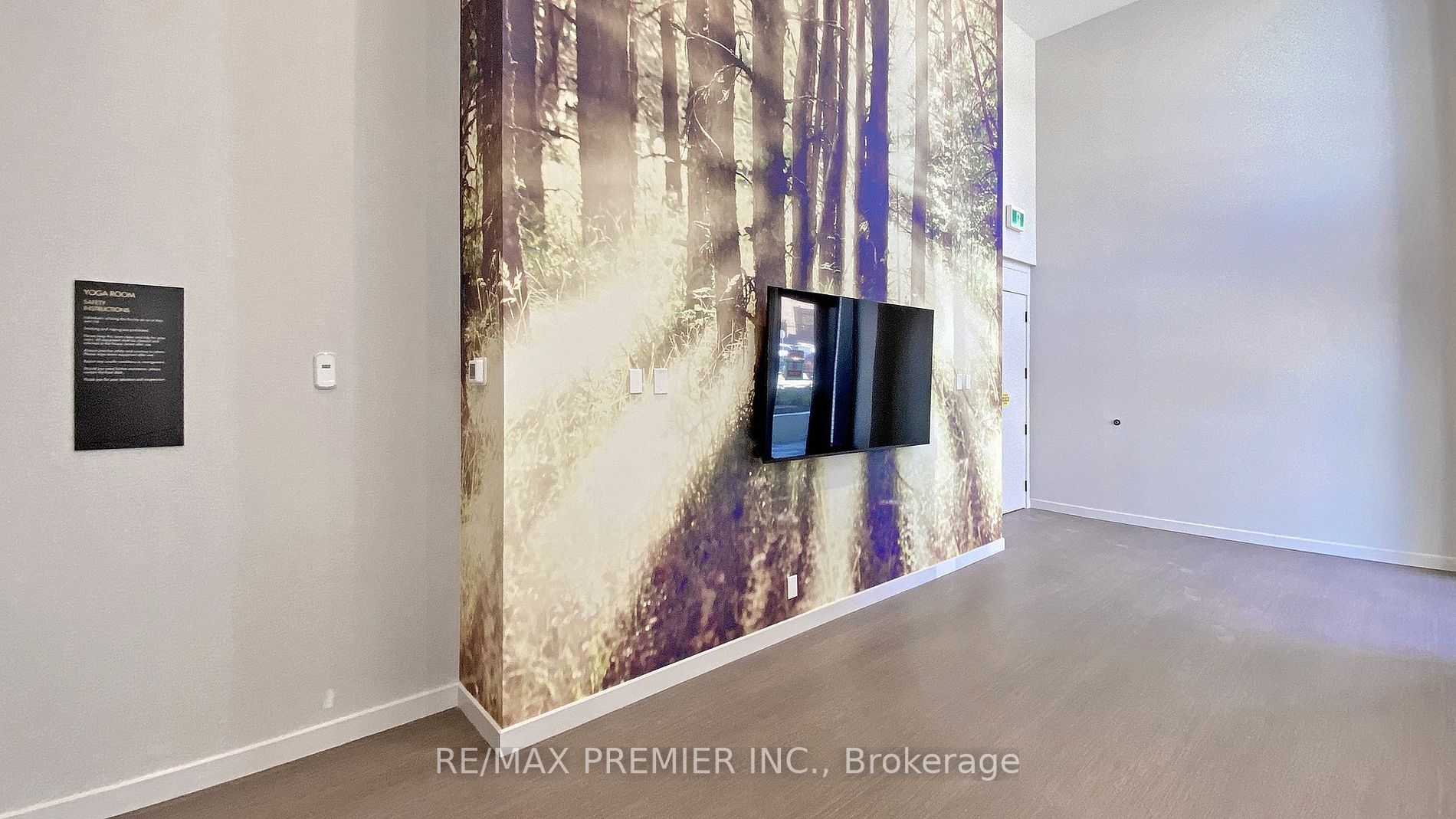 15 Holmes Avenue, #1708