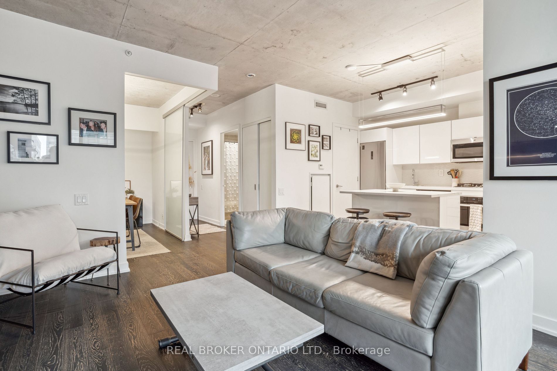 39 Brant St, #305