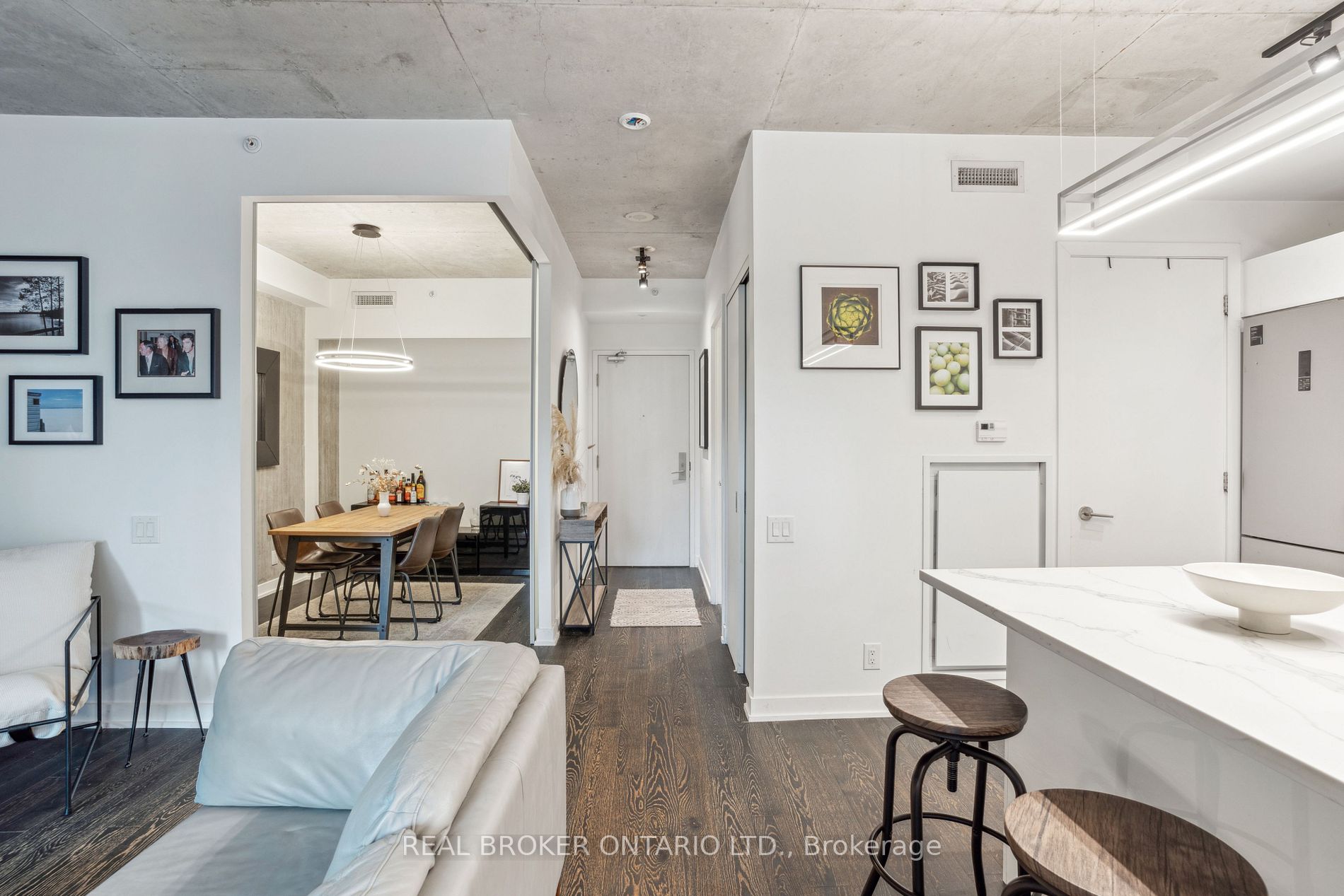 39 Brant St, #305