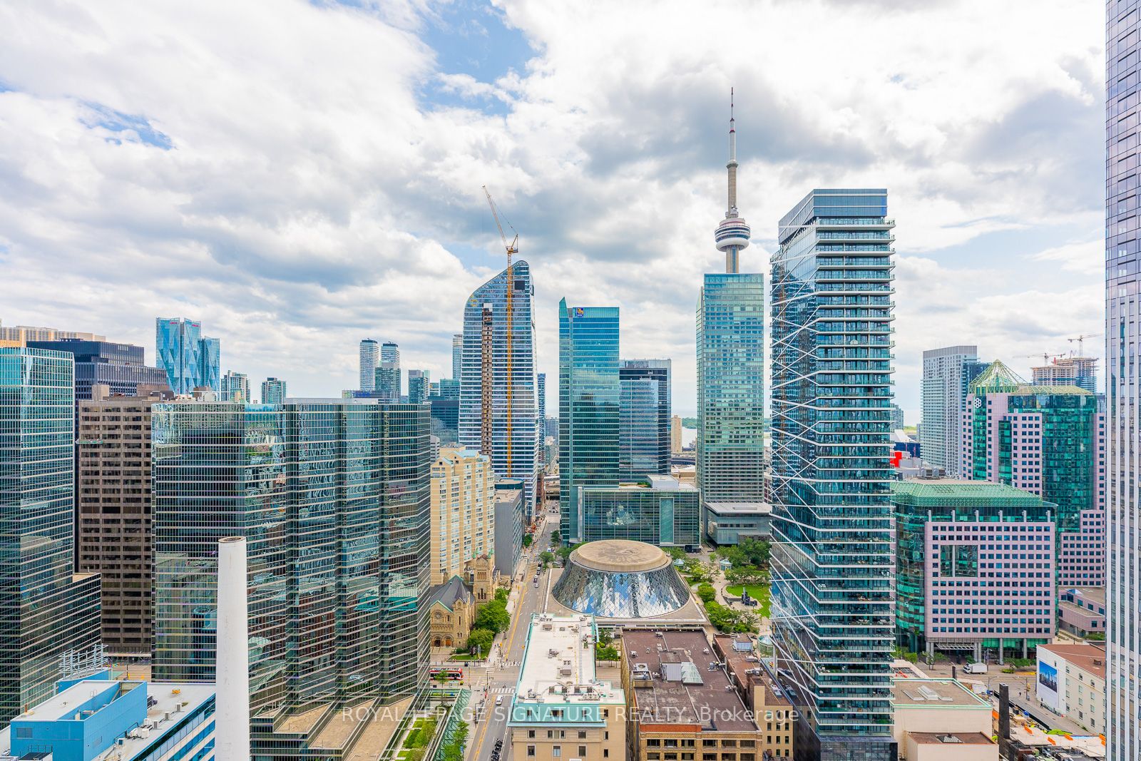 126 Simcoe St, #Ph05