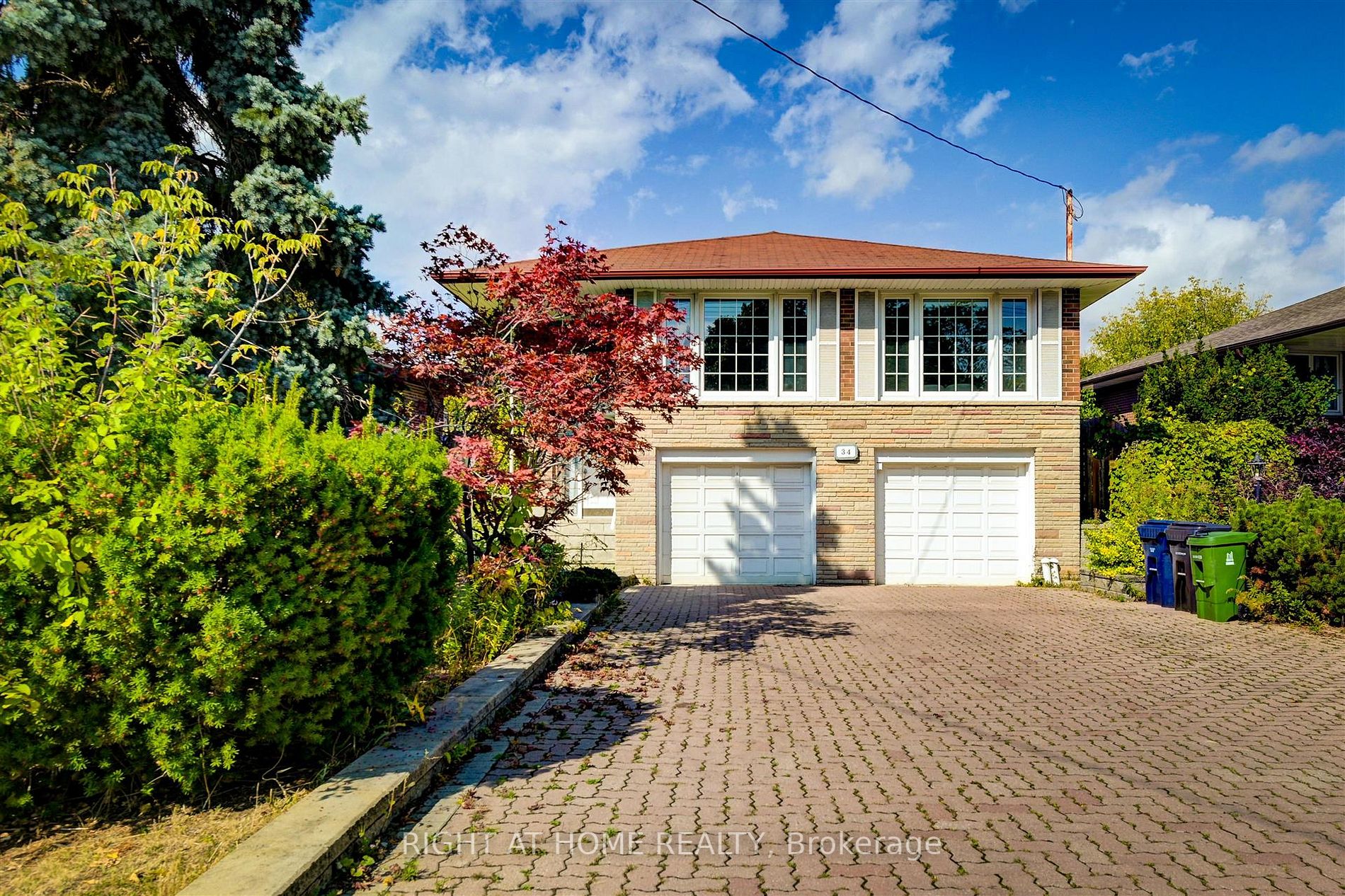 34 Ruscica Dr