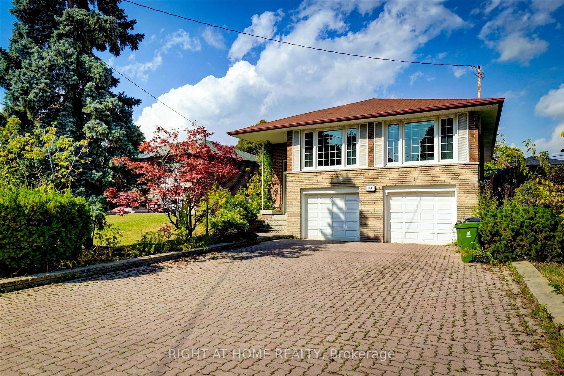 34 Ruscica Dr