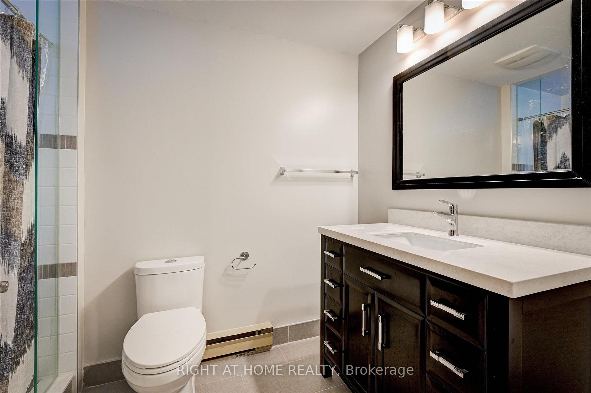 34 Ruscica Dr