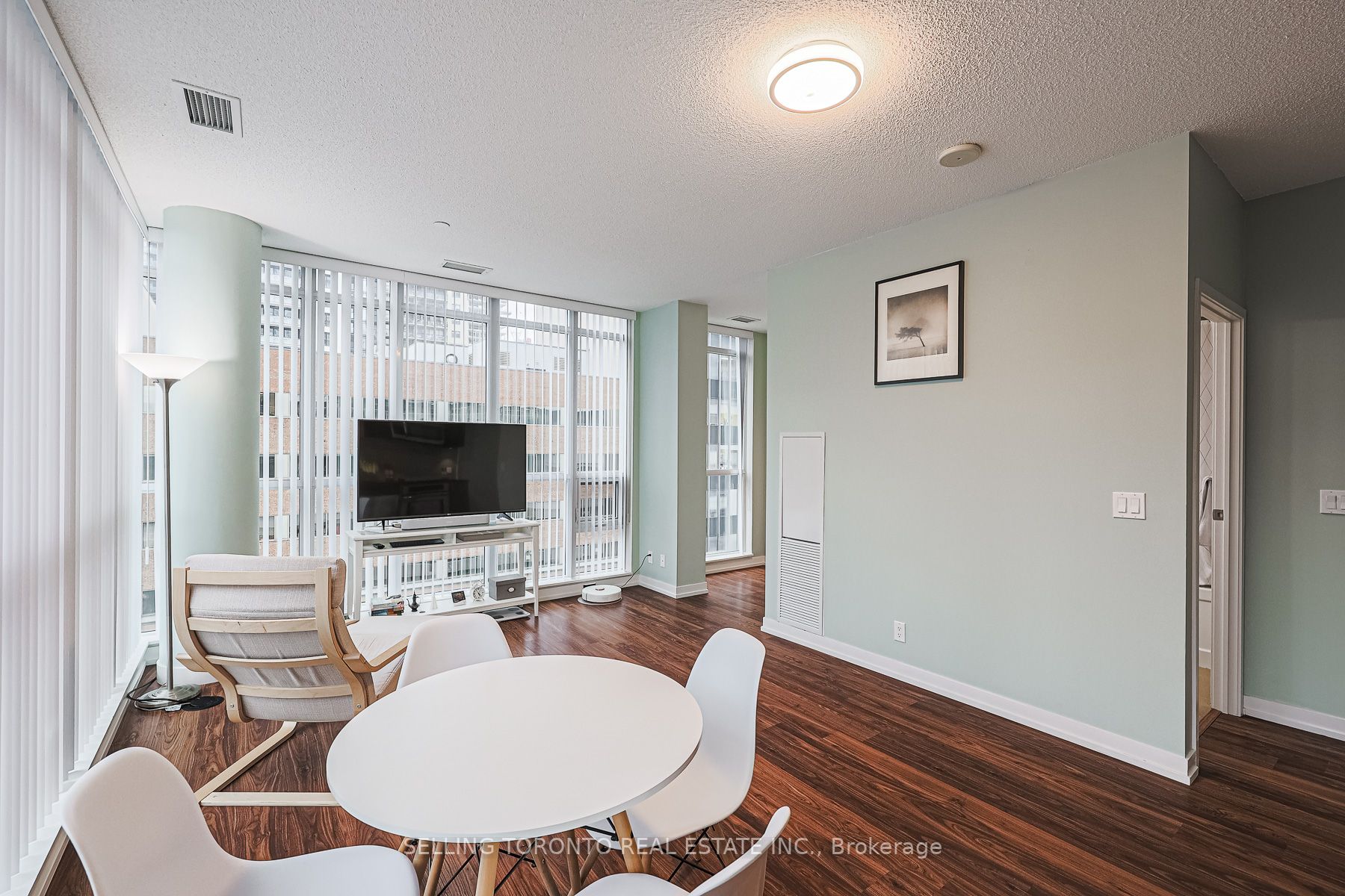 89 Dunfield Ave, #603