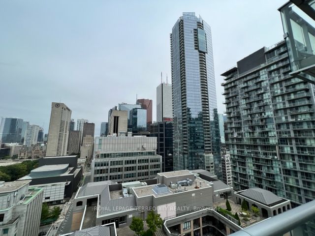 199 Richmond St, #2202
