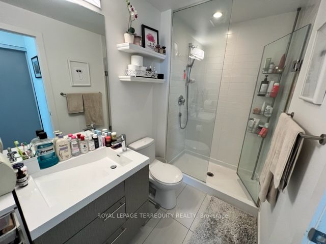 199 Richmond St, #2202