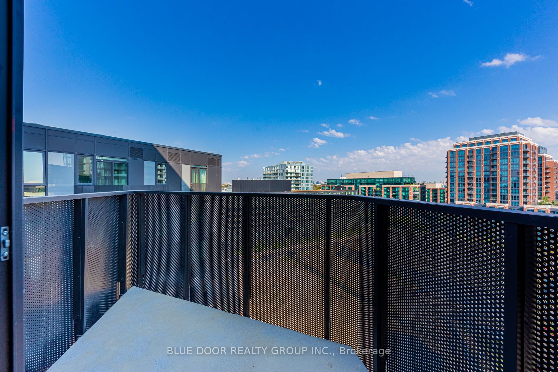 30 Tretti Way, #1006