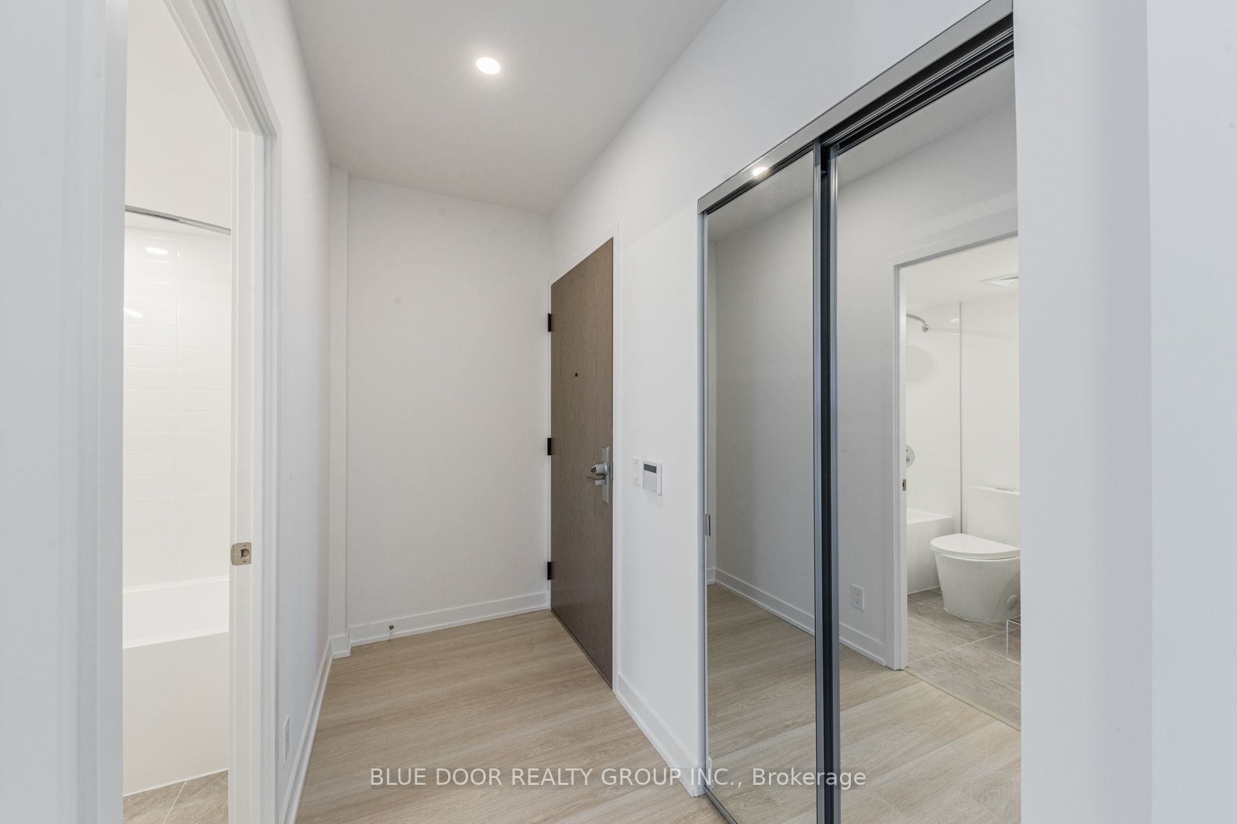 30 Tretti Way, #1006