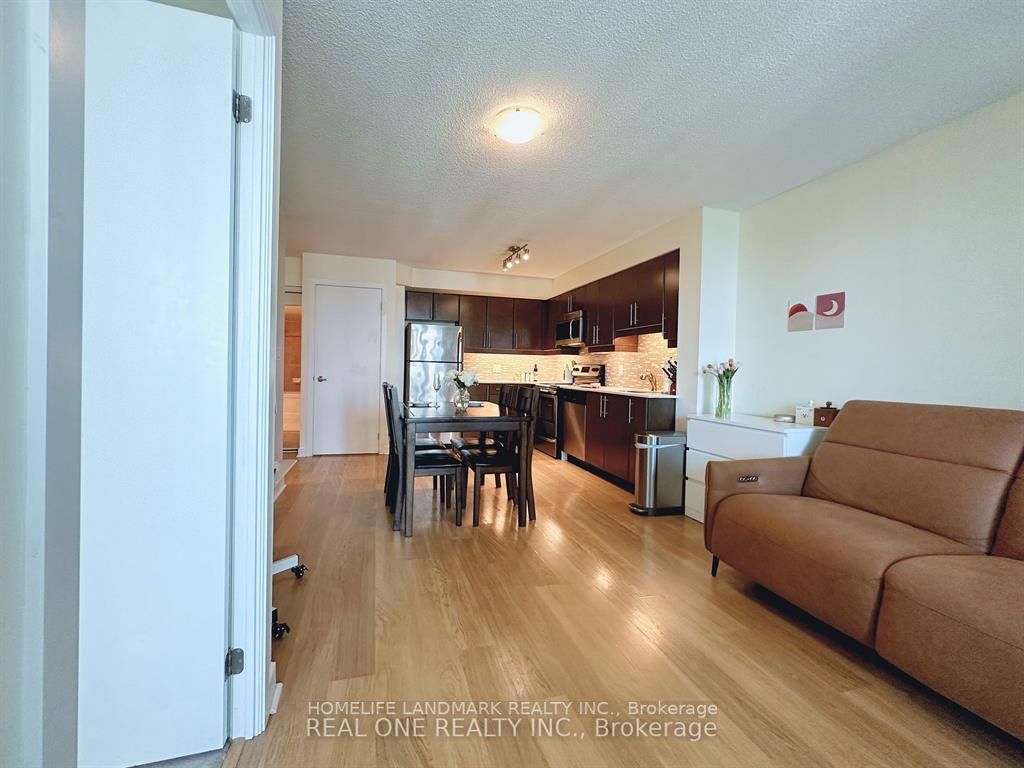 33 Bay St, #1607